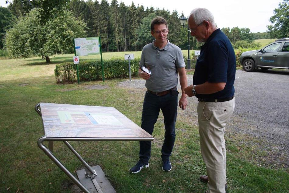 Infotafel mit Hörbeitrag